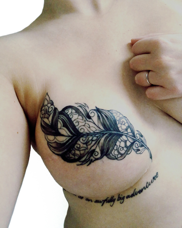 татуировки на грудь небольшие