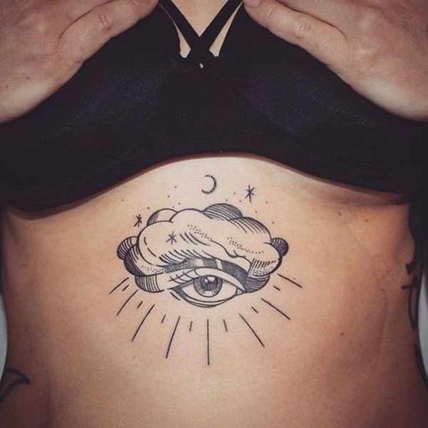 татуировка выше груди для девушек